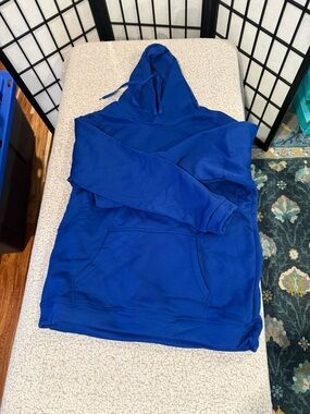 Classic Men's Royal Blue Pullover Hoodie with Kangaroo Pocket